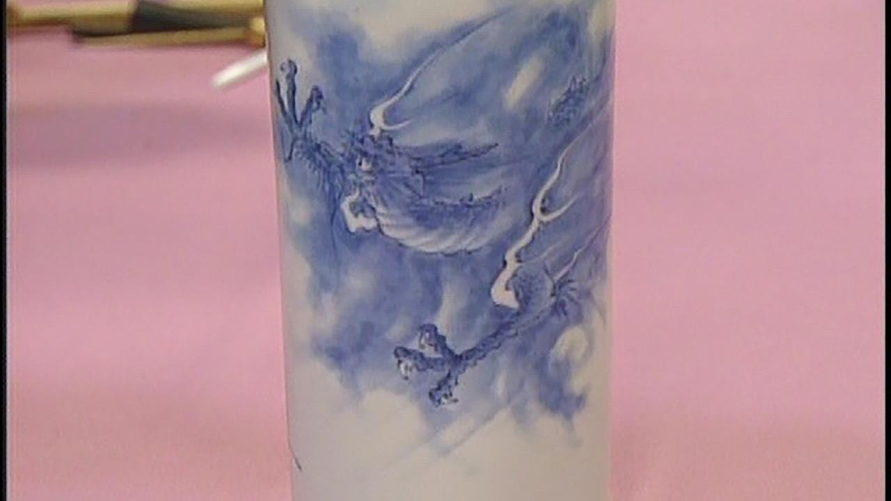 Antiques Roadshow | Appraisal: Hirado Ware Porcelain Vase, ca. 1850