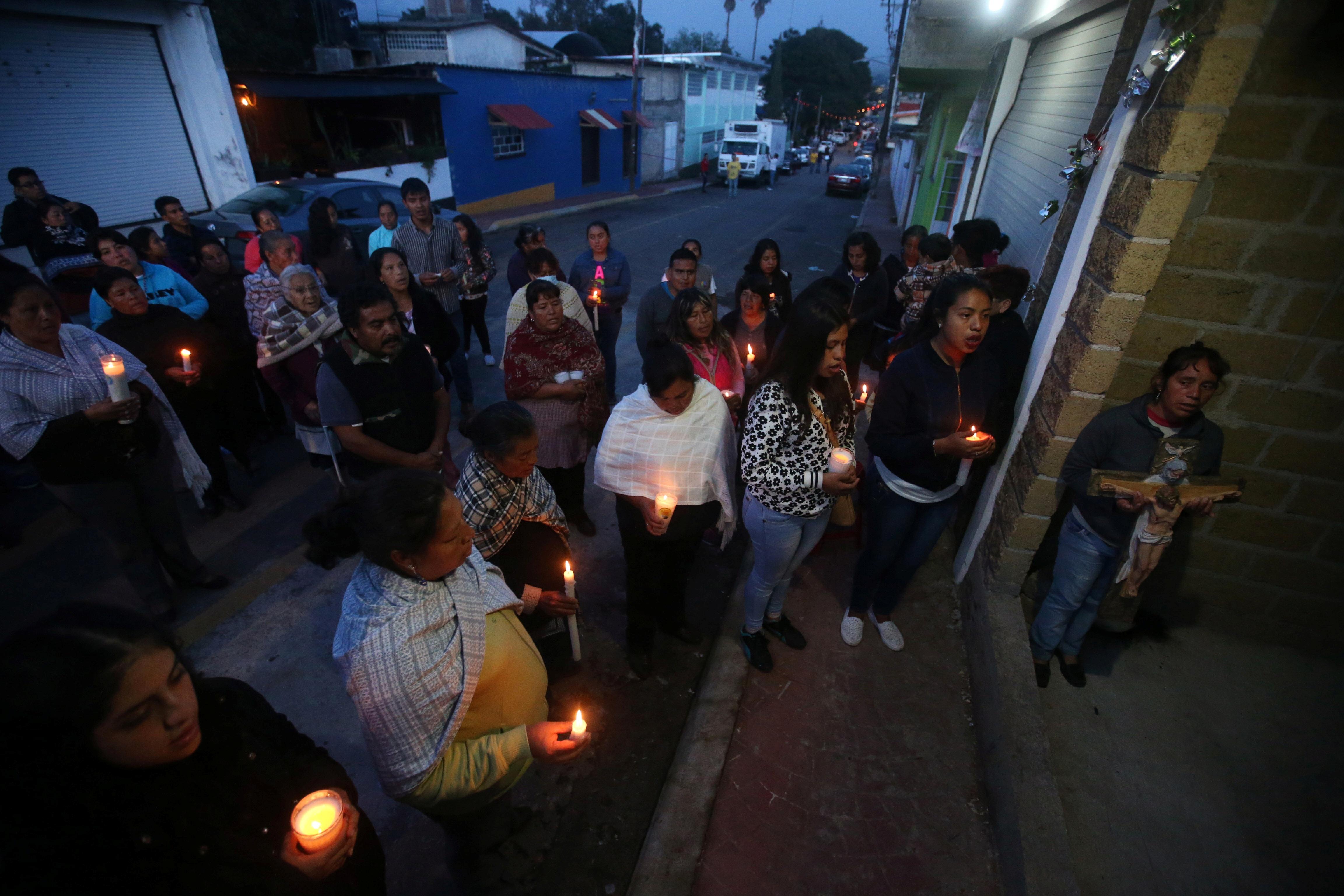 In Mexico, earthquake survivors face extensive damage