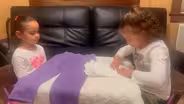 BELLA AND LULU FOLD CLOTHES!