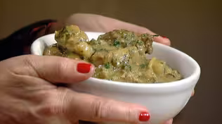 Jamaican Curry Chicken Recipe | Michy's Munchies