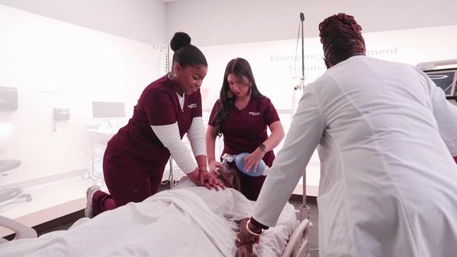 How schools are using AI and VR to train nurses