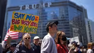 Marchers Make Their Way to Trump Tower in Chicago