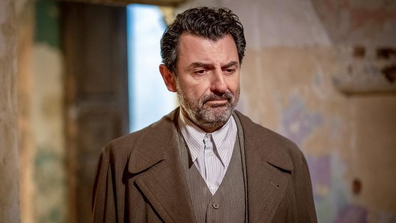 Inspector Ricciardi Image