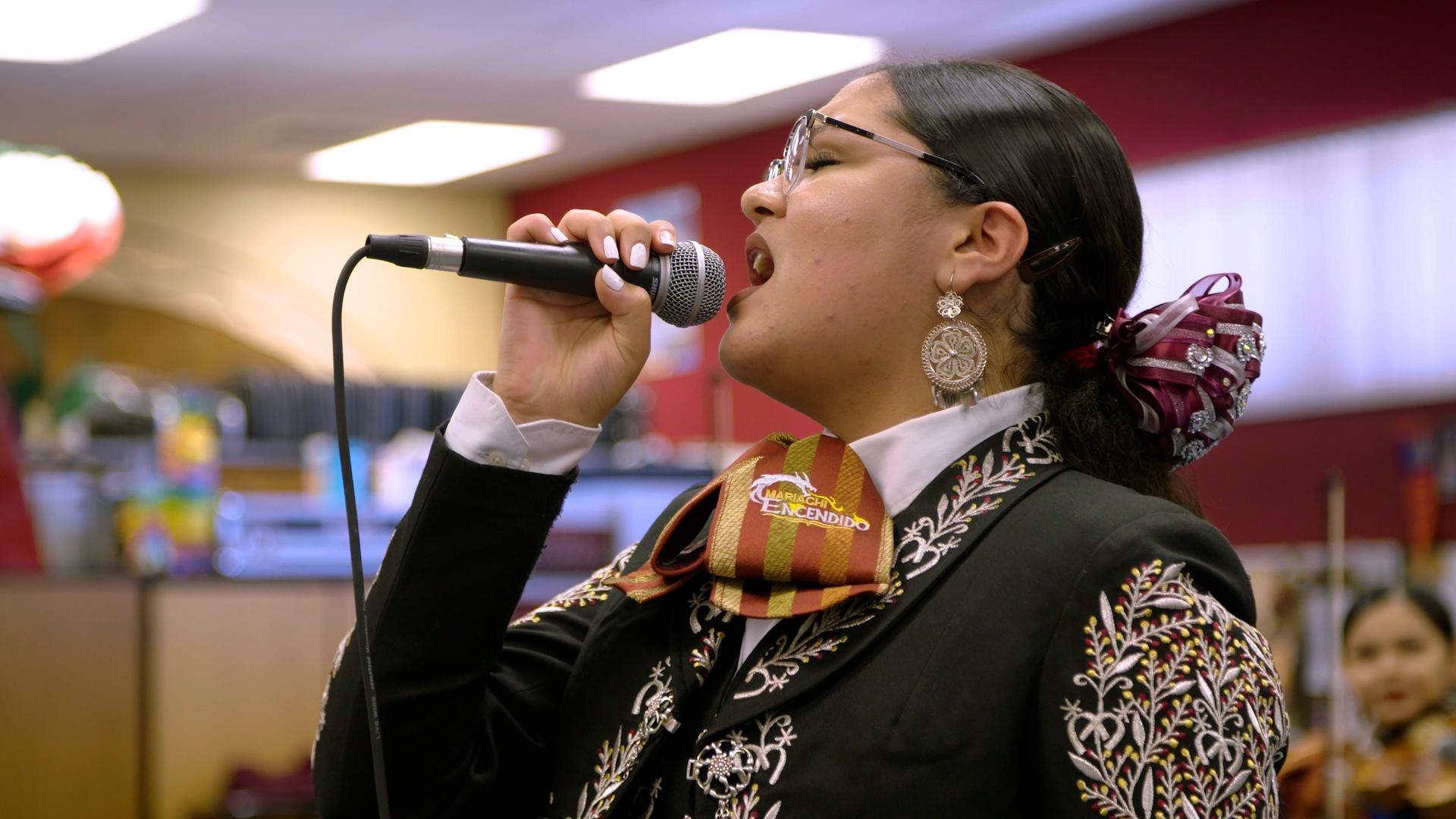 Del Sol Academy Senior Wins National Mariachi Competition