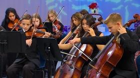 Video thumbnail: Inside Education Holiday Choirs Part IV