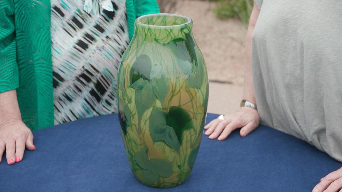 Appraisal 1899 Louis C. Tiffany Paperweight Vase Antiques Roadshow