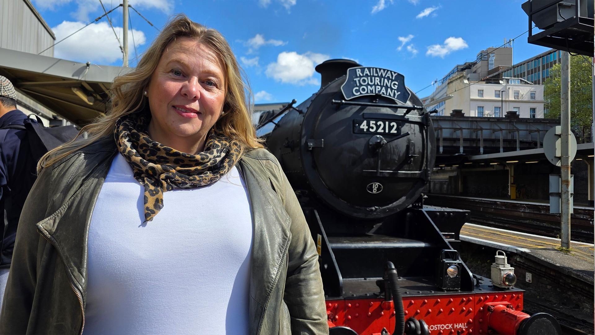 The train rolls out and heads east to Paris, for a trip to the Moulin Rouge.
