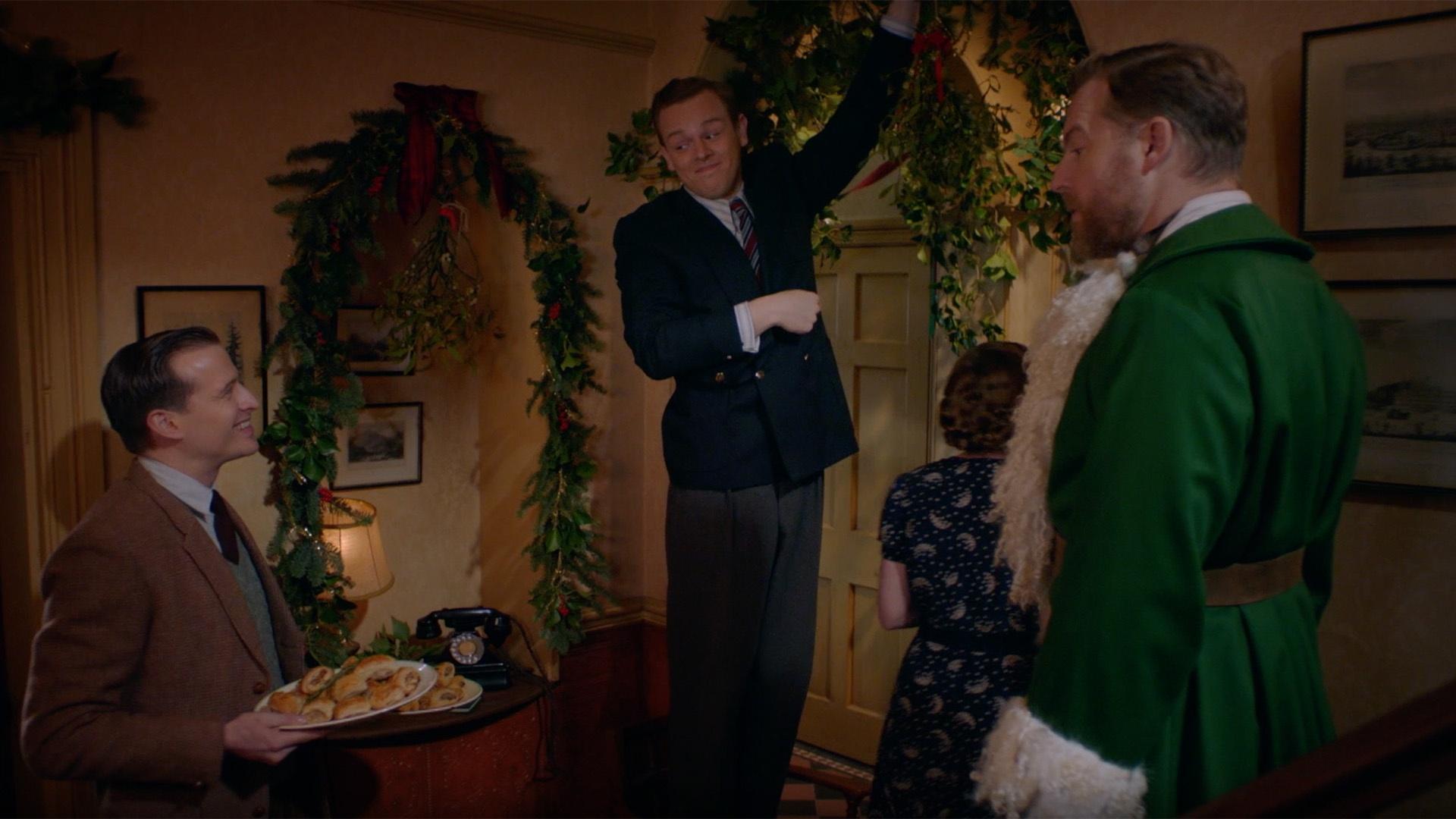 Celebrate memorable Christmas moments from previous seasons of the charming MASTERPIECE series.