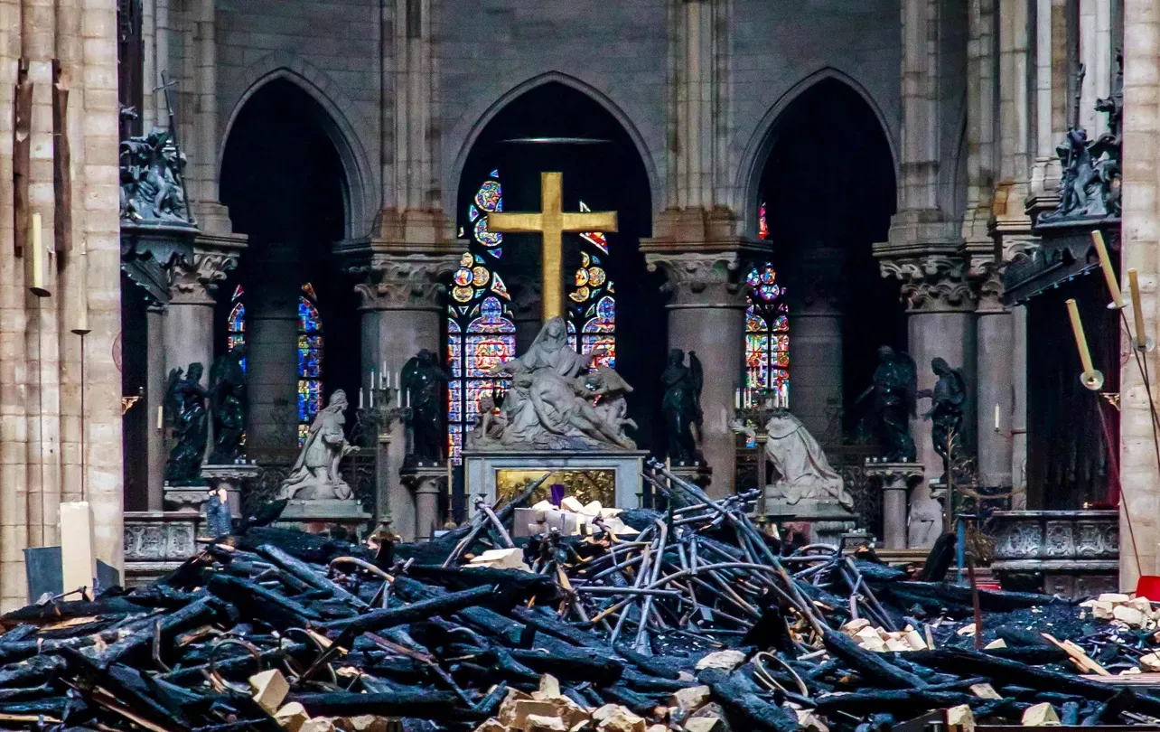 April 16, 2019 - PBS NewsHour full episode