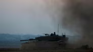 News Wrap: Airstrike on shelter in Khan Younis kills 25