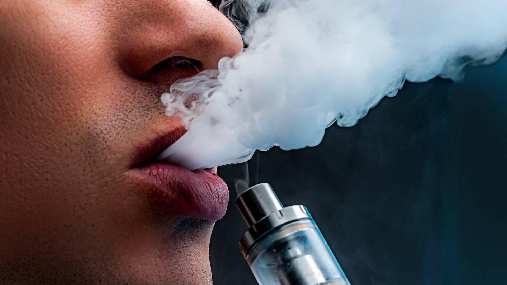 Will New York State Ban Flavored Vaping Products? | New York NOW | WLIW
