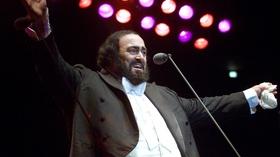 Video thumbnail: PBS NewsHour The life and legacy of opera star Luciano Pavarotti