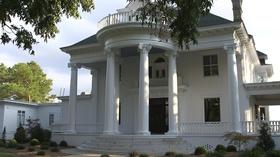 Video thumbnail: NC Weekend River Forest Manor and Marina
