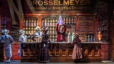 Drosselmeyer Unveils the Toys in 