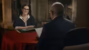 Melanie Lynskey Learns of a Long-Lost Relative