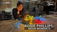 This artist makes neon figures that depict instances of everyday life.