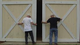 Video thumbnail: Country Music in Washington Rob's Bluegrass Barn