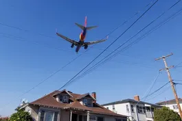 Why are U.S. airlines concerned about 5G?