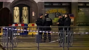 News Wrap: Deadly shooting in Brussels prompts terror alert
