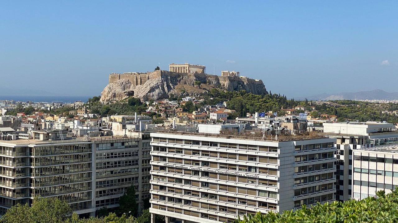The Life of Loi: Mediterranean Secrets | In the Shadow of the Acropolis