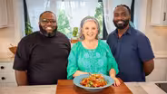 Chili Crab | Cook Along with Oscar Johnson and Daryl Cooper