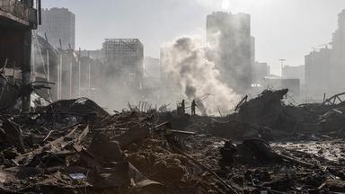 Ukraine retakes Kyiv suburb as Russia intensifies attacks