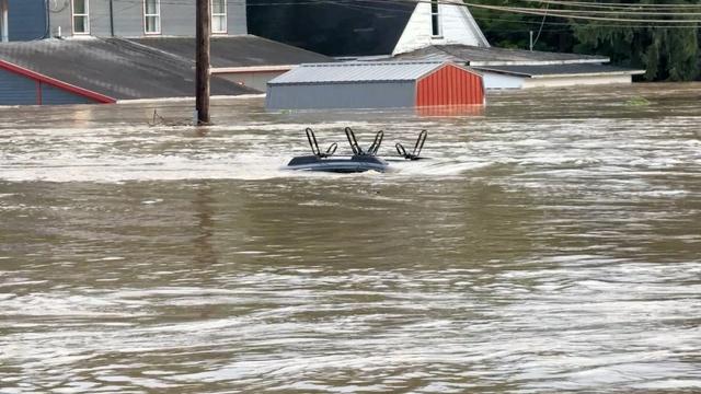 News Wrap: 7 dead after storms and floods in Midwest