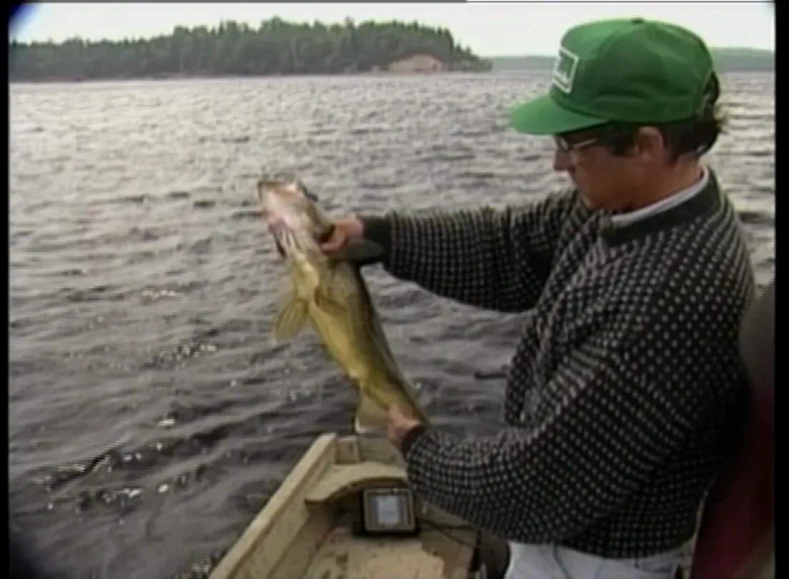 Bouncing the Bottom for Quebec Walleye