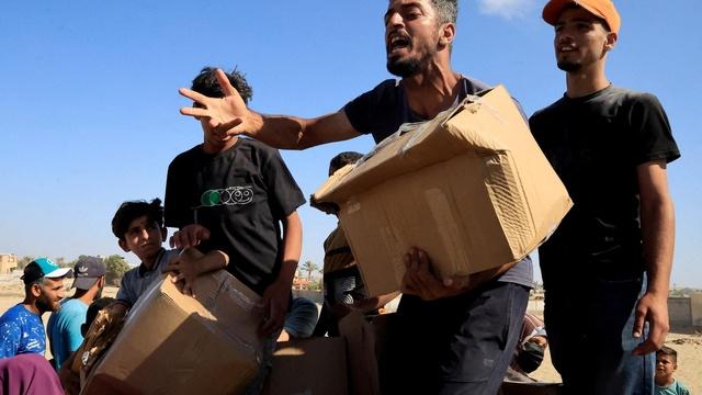 U.S.-backed Gaza aid system quickly overwhelmed