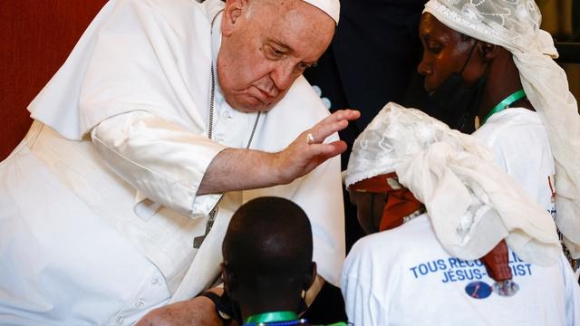 Pope calls for peace in Democratic Republic of the Congo