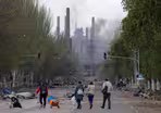Civilians desperately try to flee Mariupol's hellscape