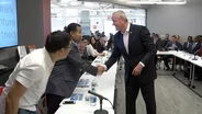 Murphy talks tech with startups in Newark