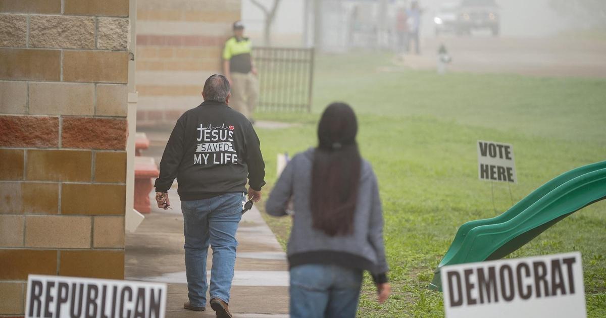 PBS News Hour | Texas border county breaks from Democrats and votes GOP ...