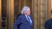 Menendez has enough signatures to run as independent