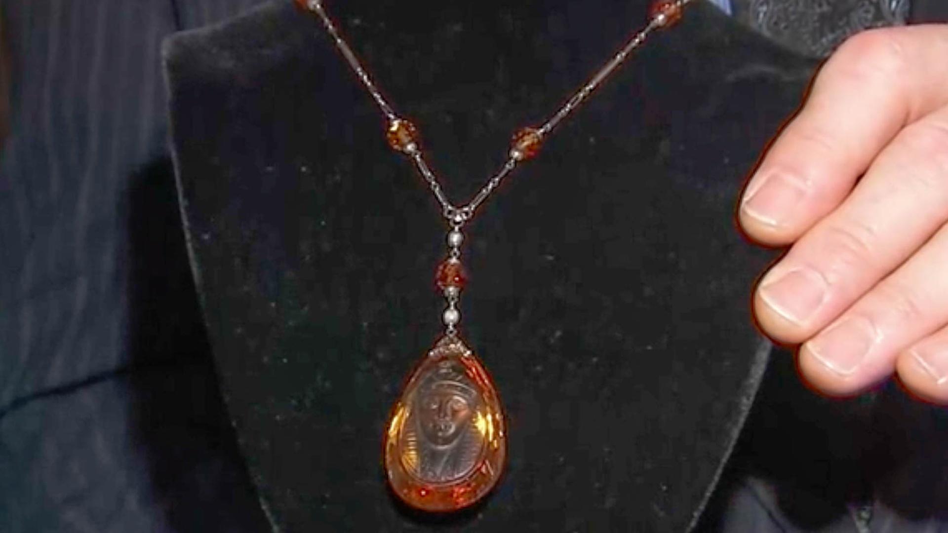 Appraisal Egyptian Revival Necklace, ca. 1920 Antiques Roadshow