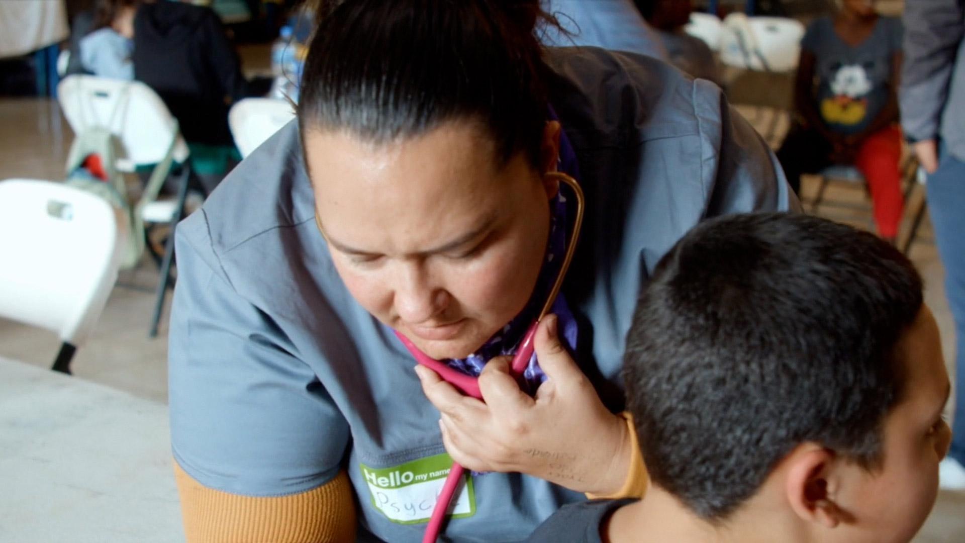 Surge in Migration Strains Volunteer Border Clinic | June 30 - Vimarsana News