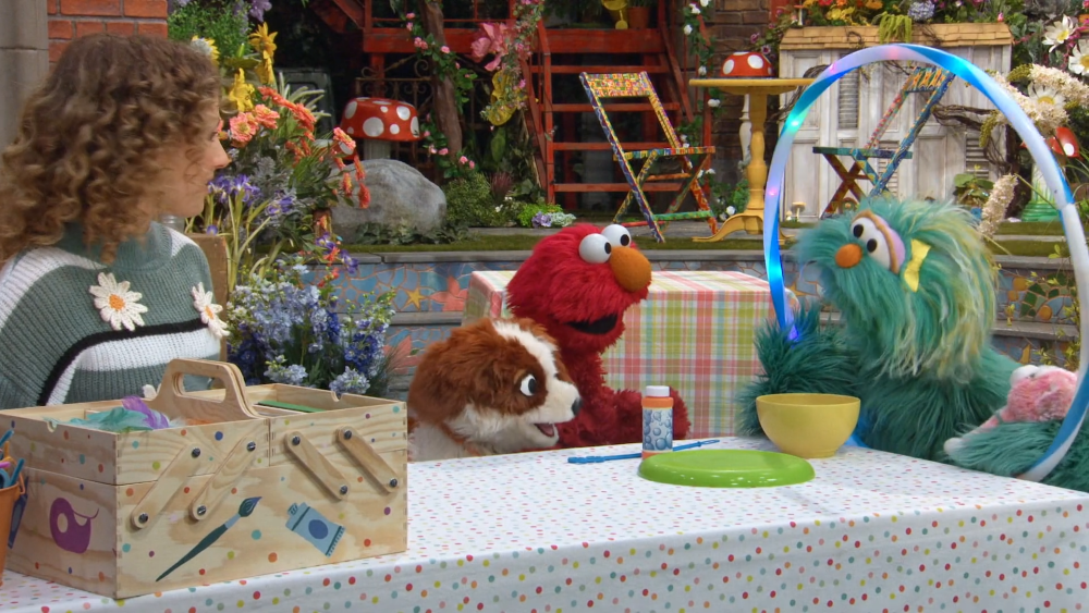 Elmo’s Toy Swap