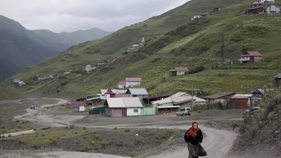 Why are so many from this Russian region fighting for ISIS? image
