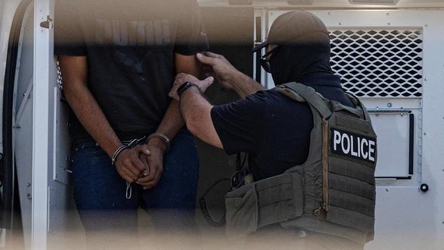 Ousted immigration judge describes deepening court backlog