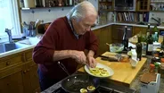 Jacques Pépin makes Eggs Jeannette