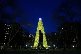 Psychiatrist discusses holiday mental health struggles