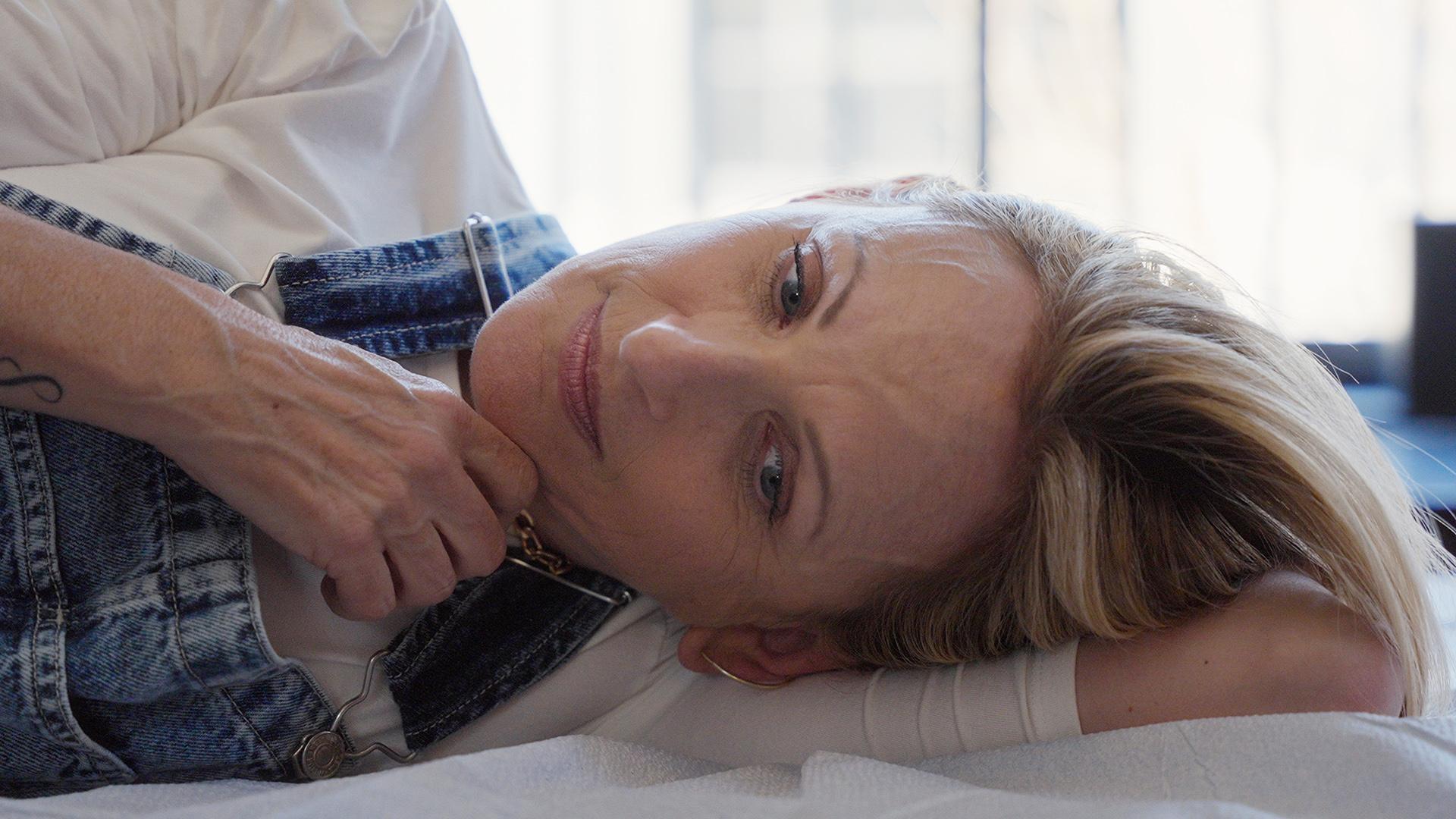 Learn about Marlee Matlin, Oscar-winning actress and champion of the Deaf community.