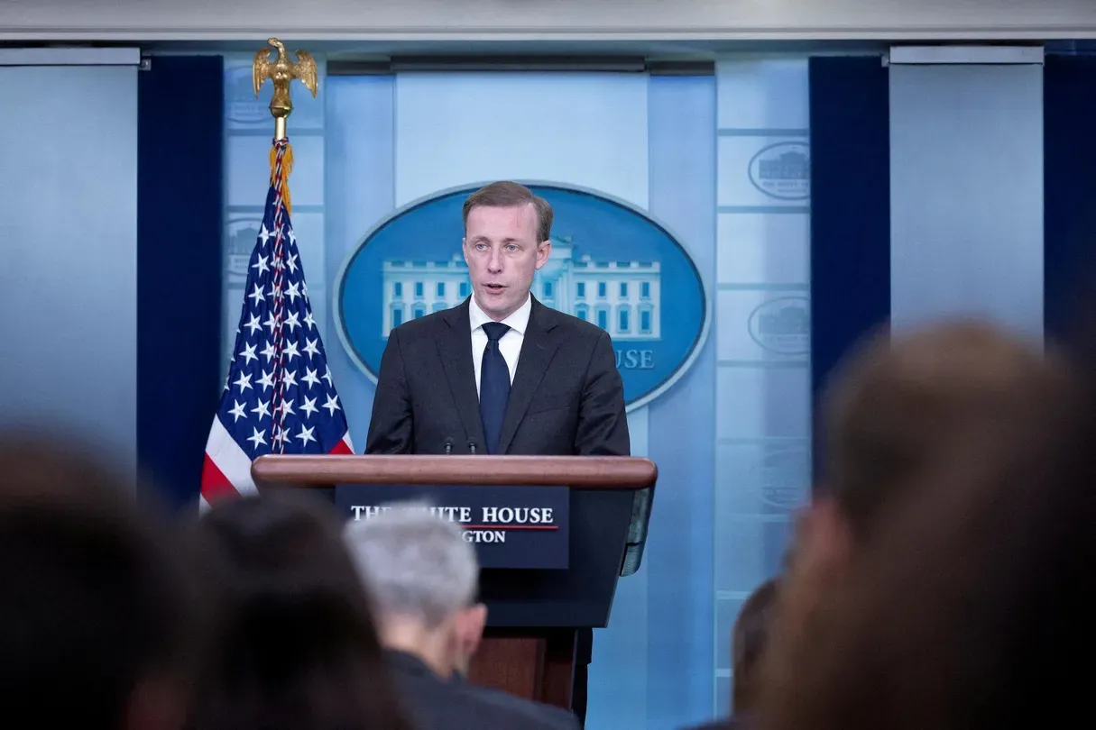 News Wrap: U.S. will not build new nuclear weapons
