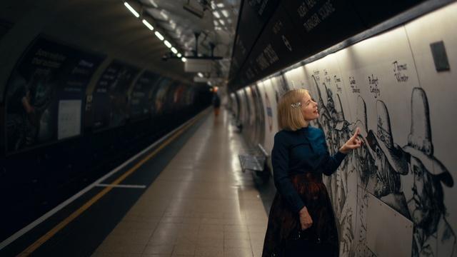 Lucy Worsley Investigates | The Gunpowder Plot: The Mural on the Tube
