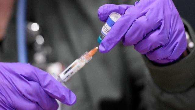 Epidemiologist breaks down new restrictions on COVID shots