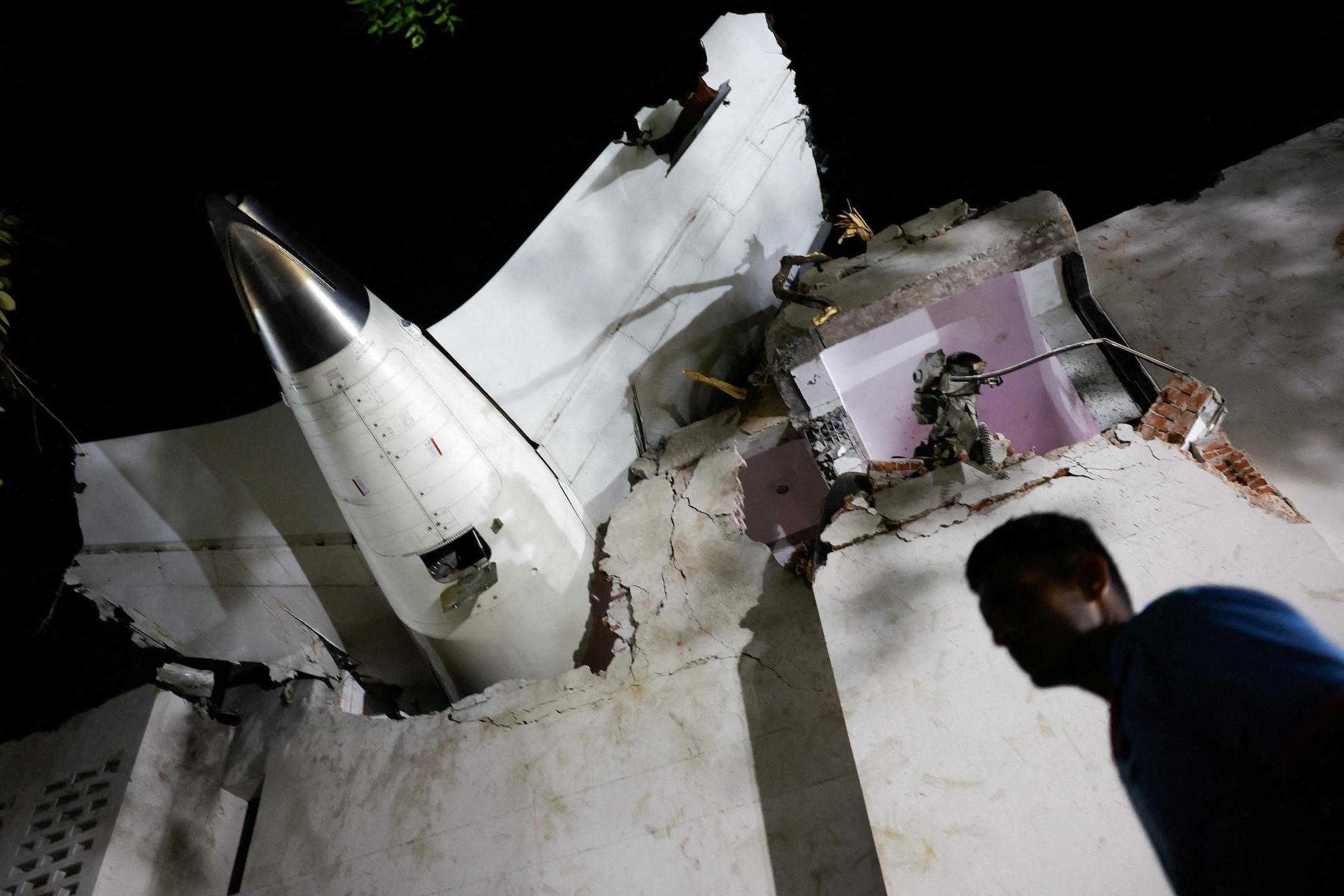 Video shows moments leading to Air India crash that killed more than 240