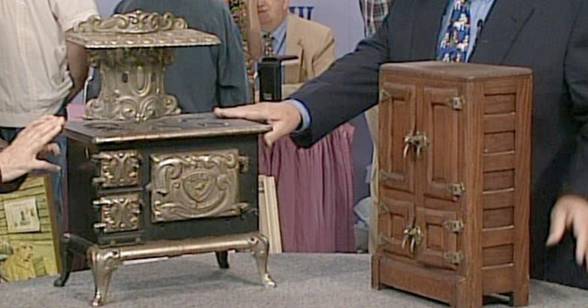 Antiques Roadshow, Appraisal: Display Stove & Salesman's Sample Ice Box, Season 21, Episode 21