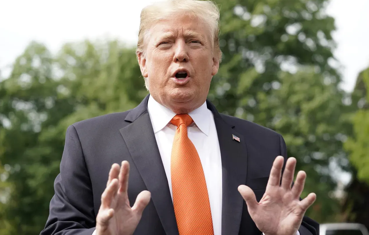 News Wrap: Trump vows to resist investigation 'nonsense'