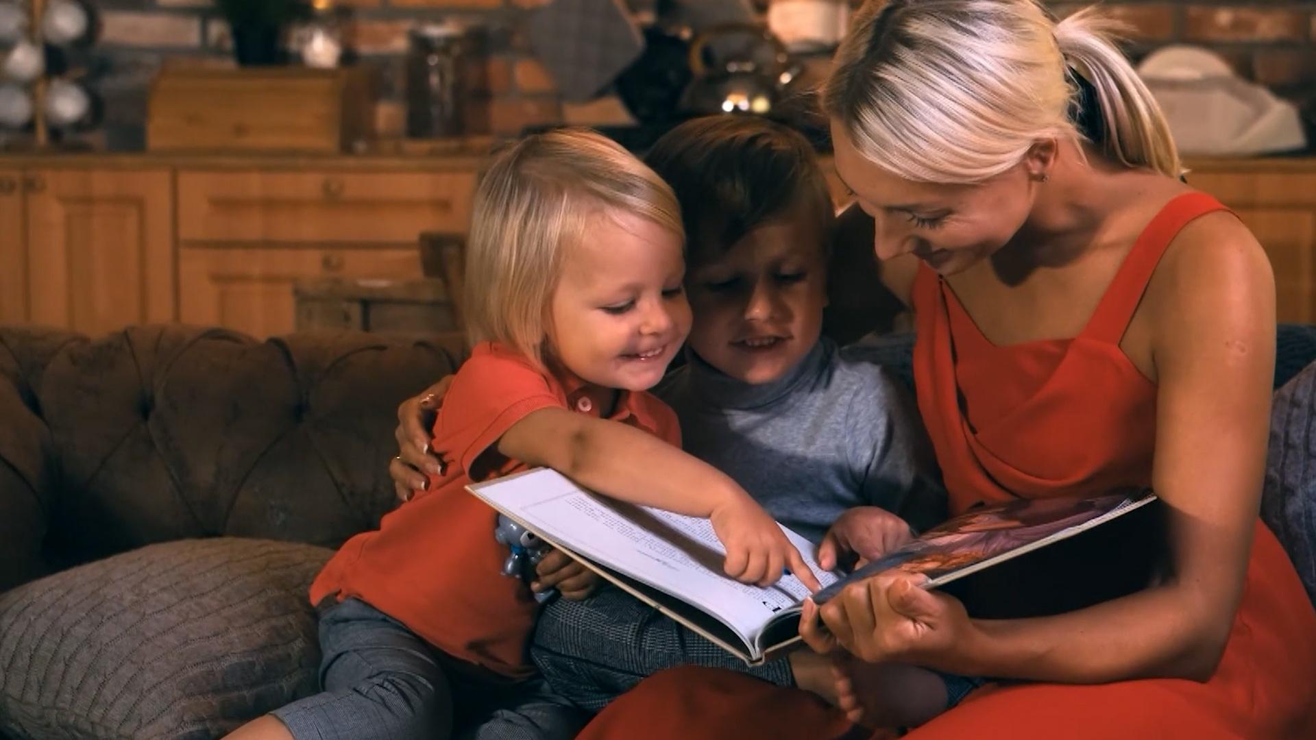 Report Says Gen-Z Parents Least Likely to Read to Their Kids