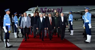 Delegations head to Pakistan, renewing hopes for end to war
